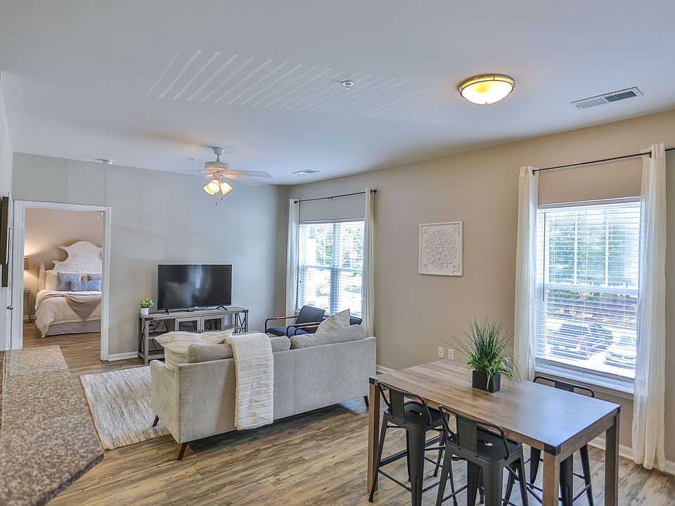 Channel Family Apartment Homes 1000 Channel Marker Way Hanahan SC