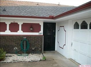1207 W School St, Claremore, OK 74017
