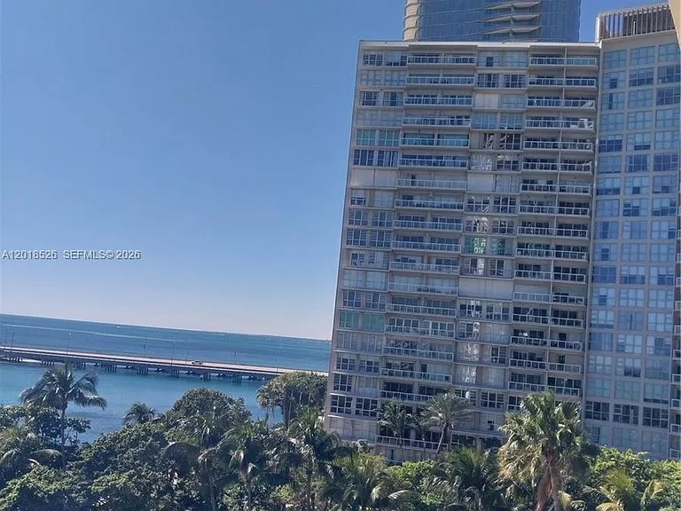 2333 Brickell Ave #602 — Photo 3