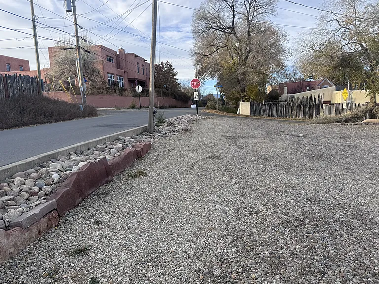 232 Valverde St — Photo 38