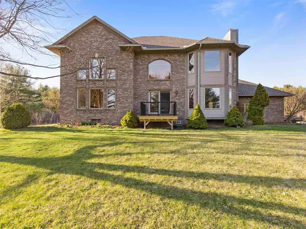 6728 Frith Rd, Saint Clair, MI 48074