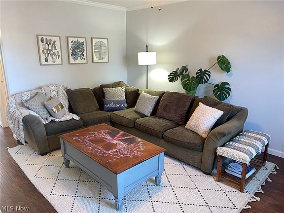 3rd image of 37310 Euclid Ave