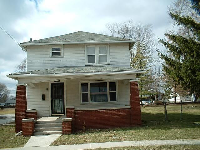 1st image of 753 Cherry St