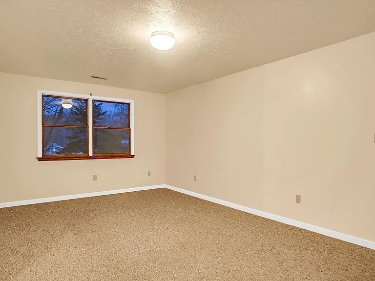 Blackhawk Commons Apartments — Photo 12