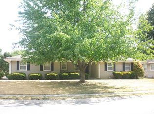 300 W Walnut St, Blue Springs, MO 64014