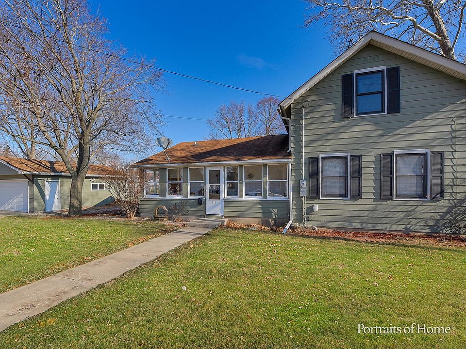 WELCOMING YOU HOME TO 519 S CENTER STREET...MATURE QUIET NEIGHBORHOOD IN IDEAL LOCATION OF PLANO MIN