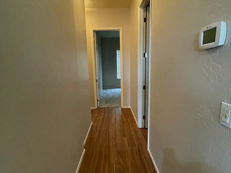 5649 N Bentley Ct — Photo 27