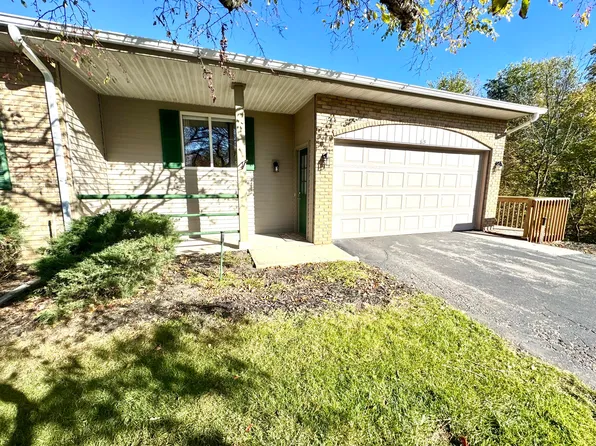 65 Grand Village Ct SW #40, Grandville, MI 49418