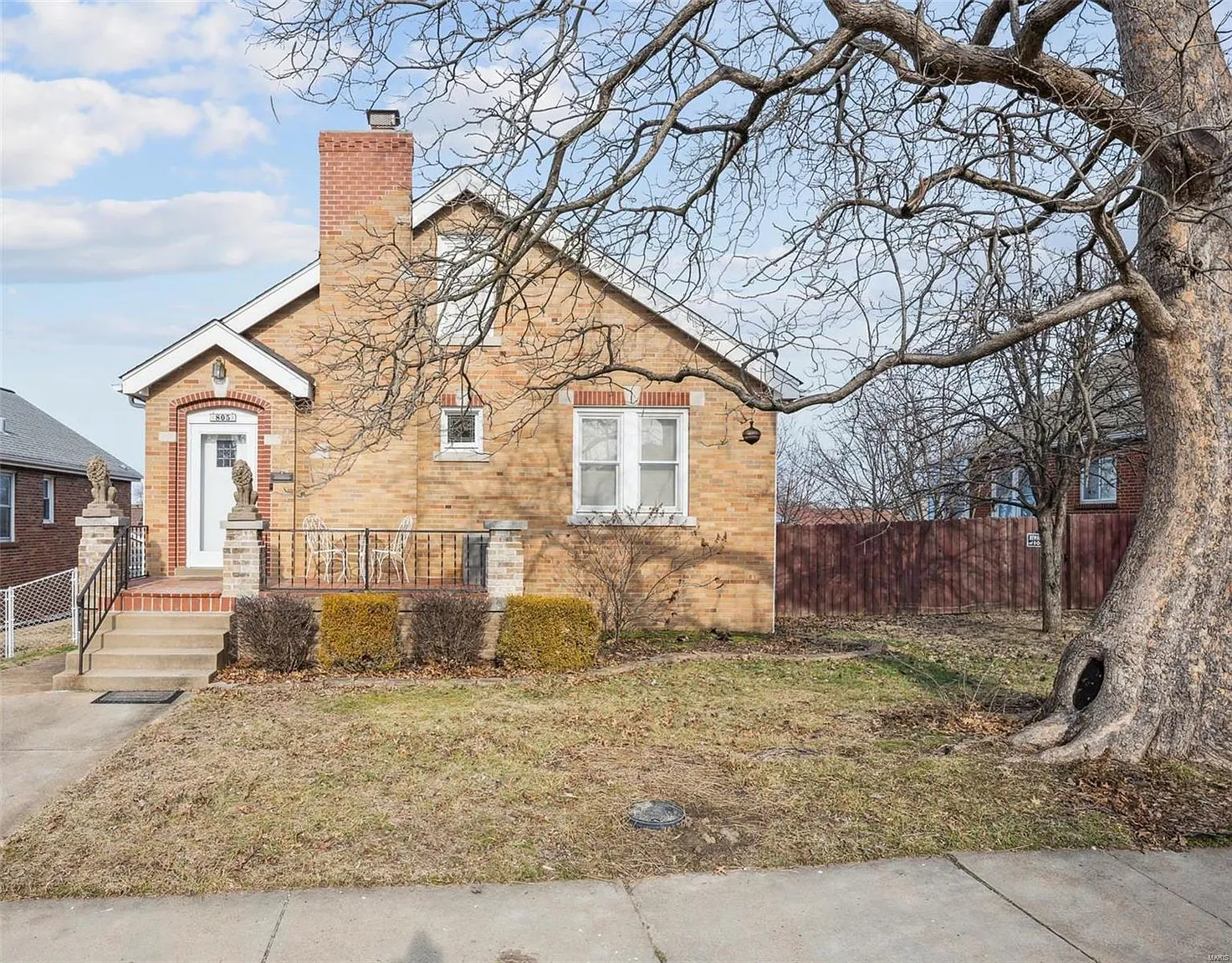 805 Cumberland Dr photo 1