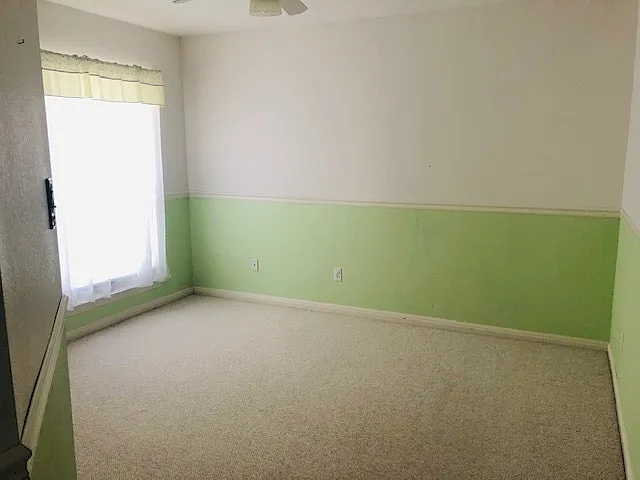 1700 Lancaster St — Photo 24