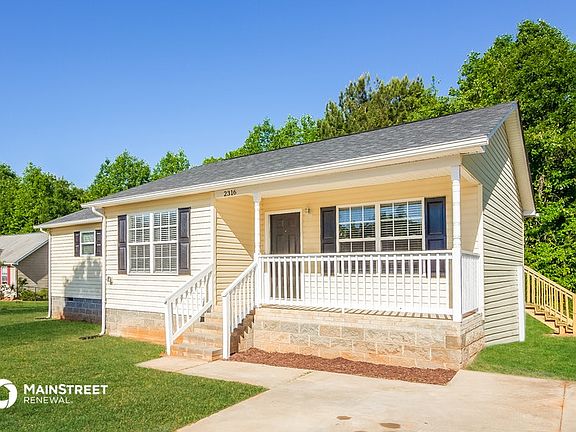 3rd image of 2316 Saluda Dr