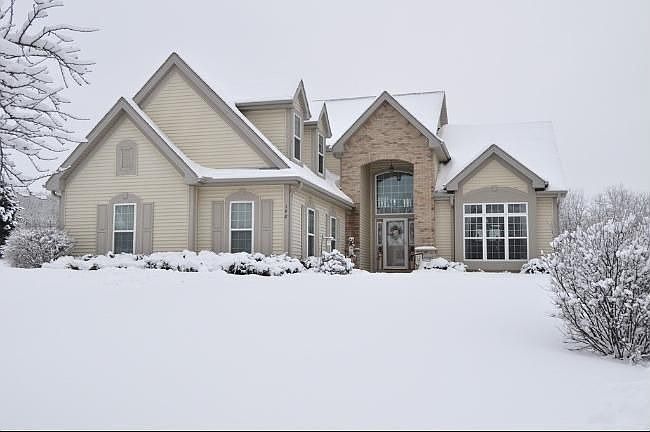 1st image of 148 Woodlands Ct