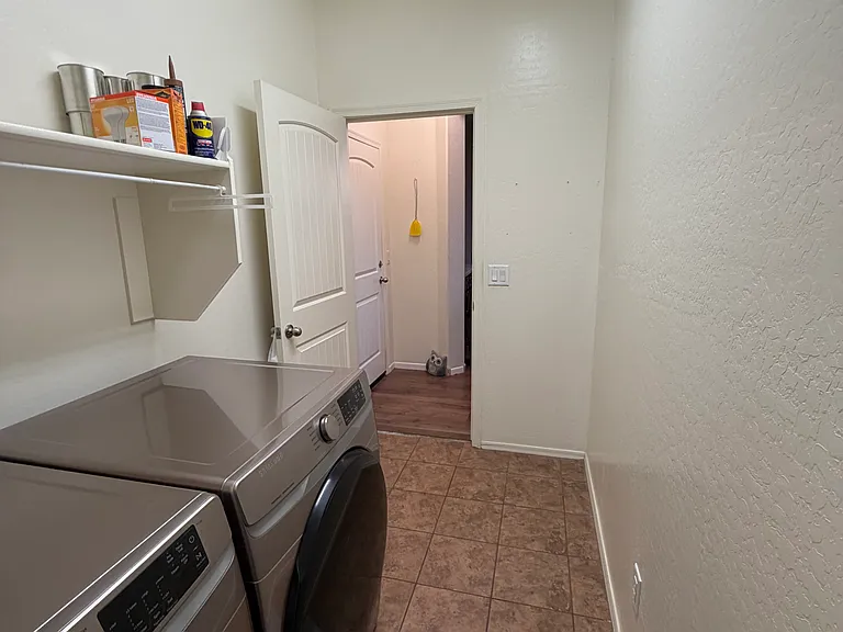 17621 W Daley Ln — Photo 32