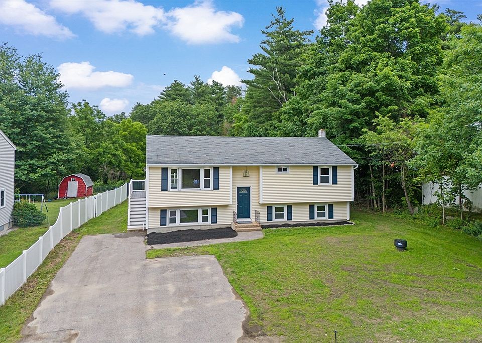 1st image of 540 Bodwell Rd
