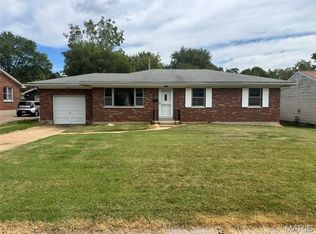 15 Saint Anthony Ct, Saint Charles, MO 63301