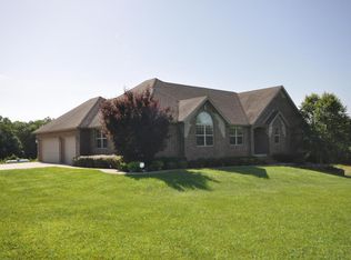 623 Elizabeth Rd, Walnut Shade, MO 65771