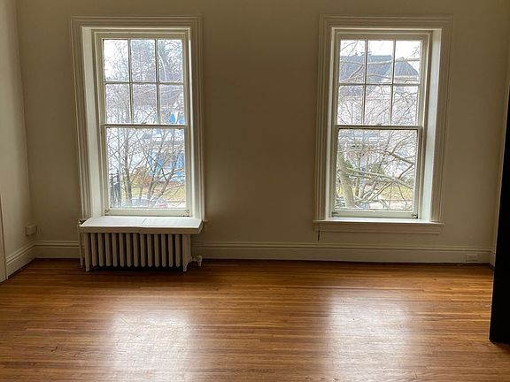 2nd image of 42 Broadway APT 3