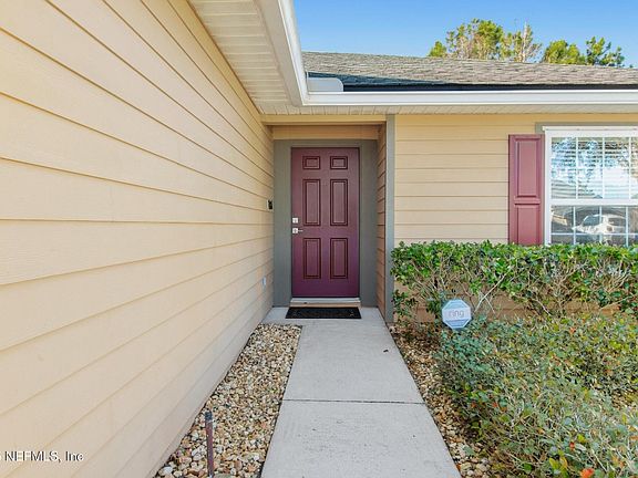 2nd image of 96167 Graylon Dr