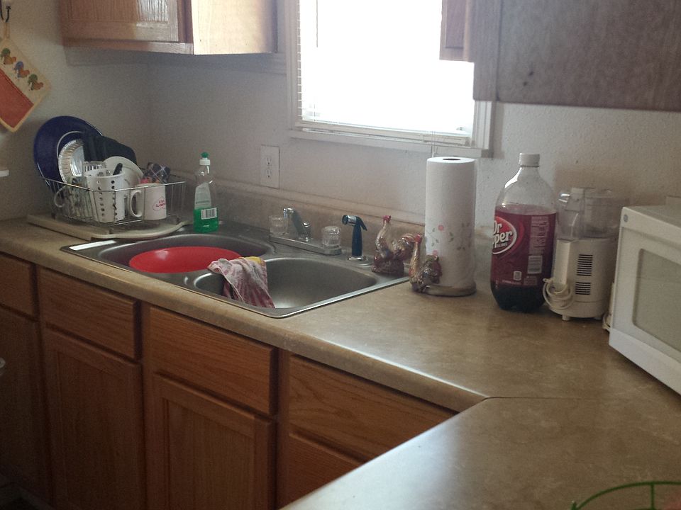 2nd image of 4919 Hemphill Dr