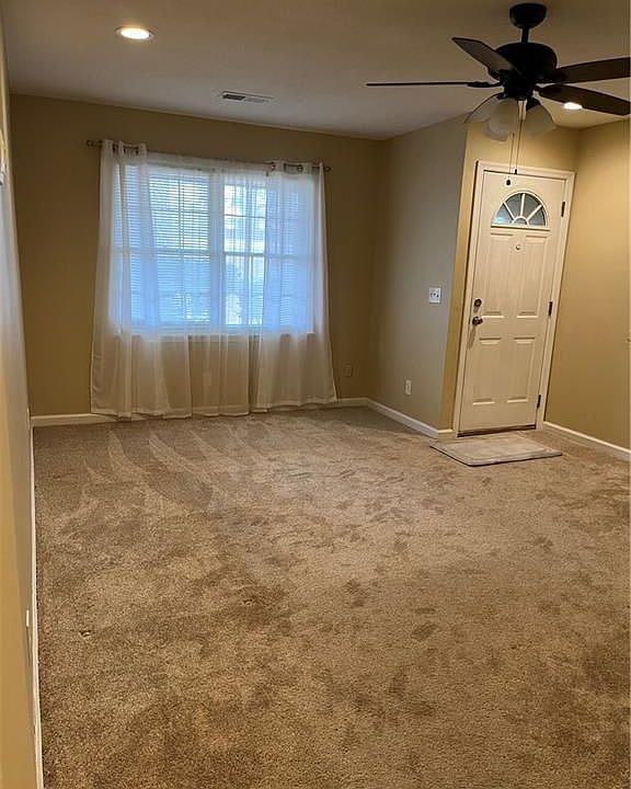 1st image of 759 Wilson Cir #759