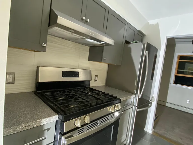 57 Congers Rd — Photo 16