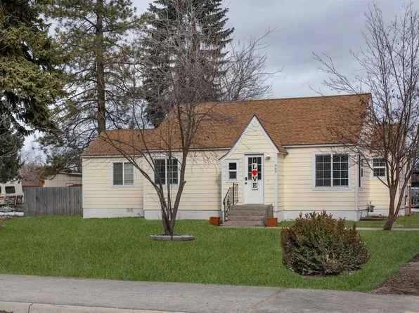 507 E Evergreen Dr, Kalispell, MT 59901