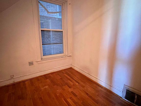 3rd image of 3640 S Marshfield Ave #1F
