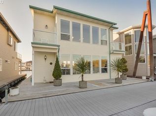 17809 NE Marine Dr SLIP D2, Portland, OR