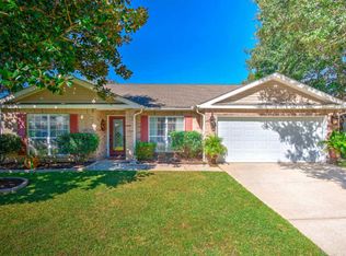 3607 Miles Ln, Ocean Springs, MS 39564