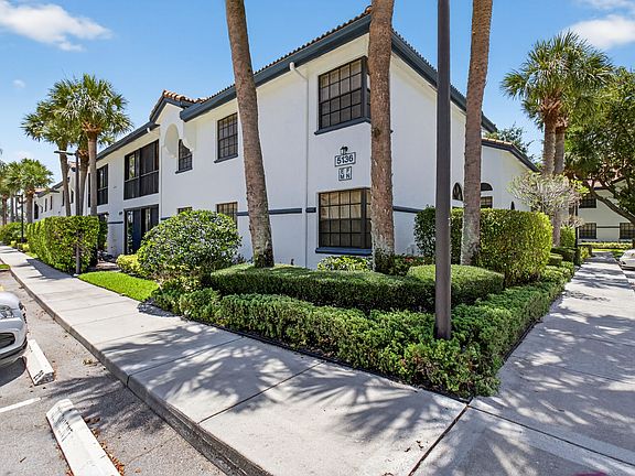 2nd image of 5136 Floria Dr APT N