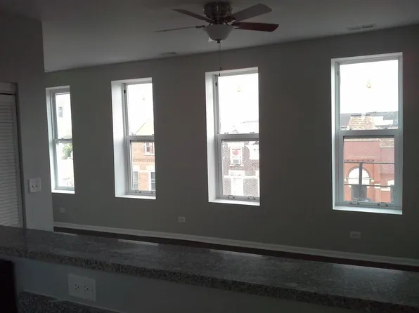 1521 W 17th St, Chicago, IL 60608