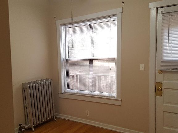5th image of 203 S Kenilworth Ave APT 2