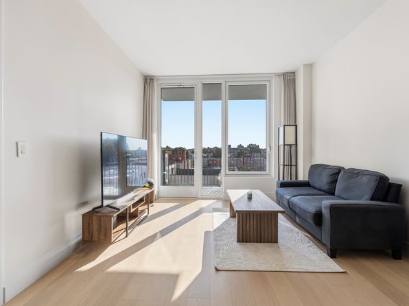 30-55 Vernon Blvd Unit 6B