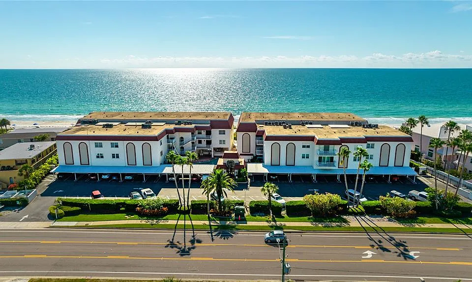 2900 Gulf Blvd #204