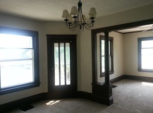1623 W 2nd St, Sioux City, IA 51103