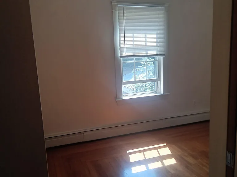 27 Ogden St #2 — Photo 73