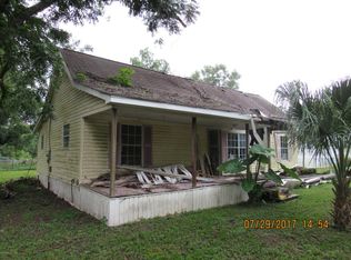 5298 Dothan St, Campbellton, FL 32426