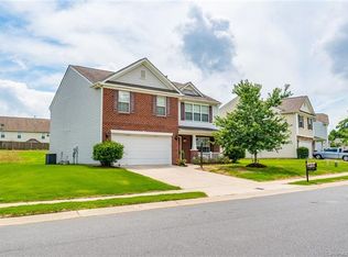 14125 Waterlyn Dr, Charlotte, NC 28278