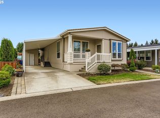 18265 S Theresa Ln, Oregon City, OR 97045