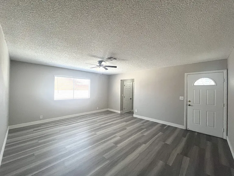 3801 Valley Forge Ave — Photo 21