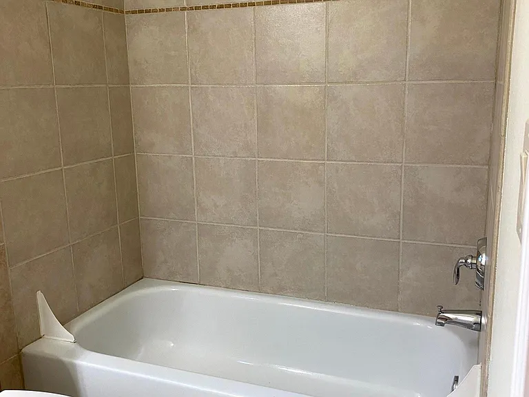 Bathtub