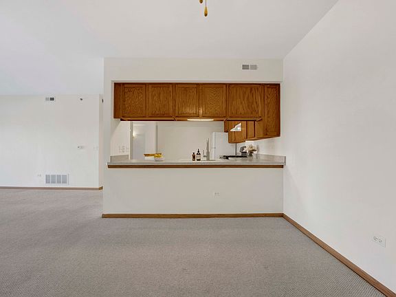 4th image of 2260 S Grace St APT 401