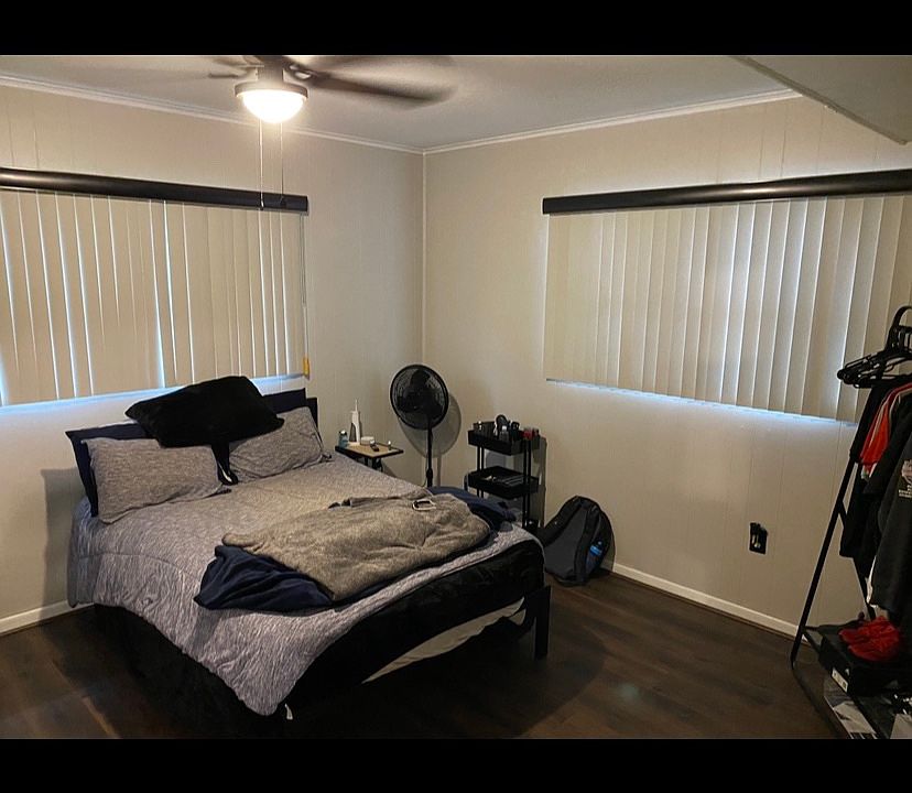 1st image of 1824 Meadowbrook Ave