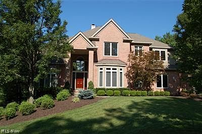1st image of 8130 Creekside Ter