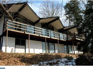 590 S Bryn Mawr Ave, Bryn Mawr, PA 19010
