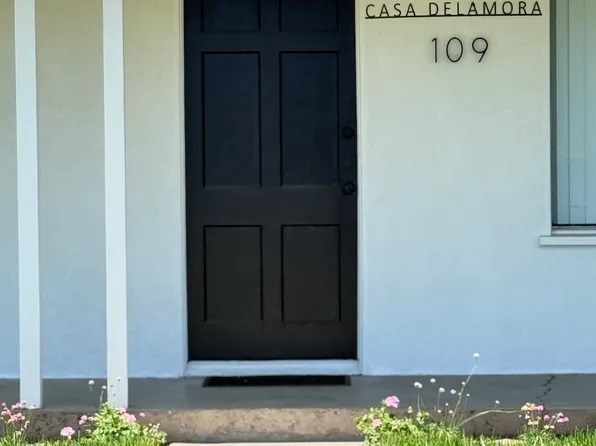 109 N Glenn Dr, Camarillo, CA 93010