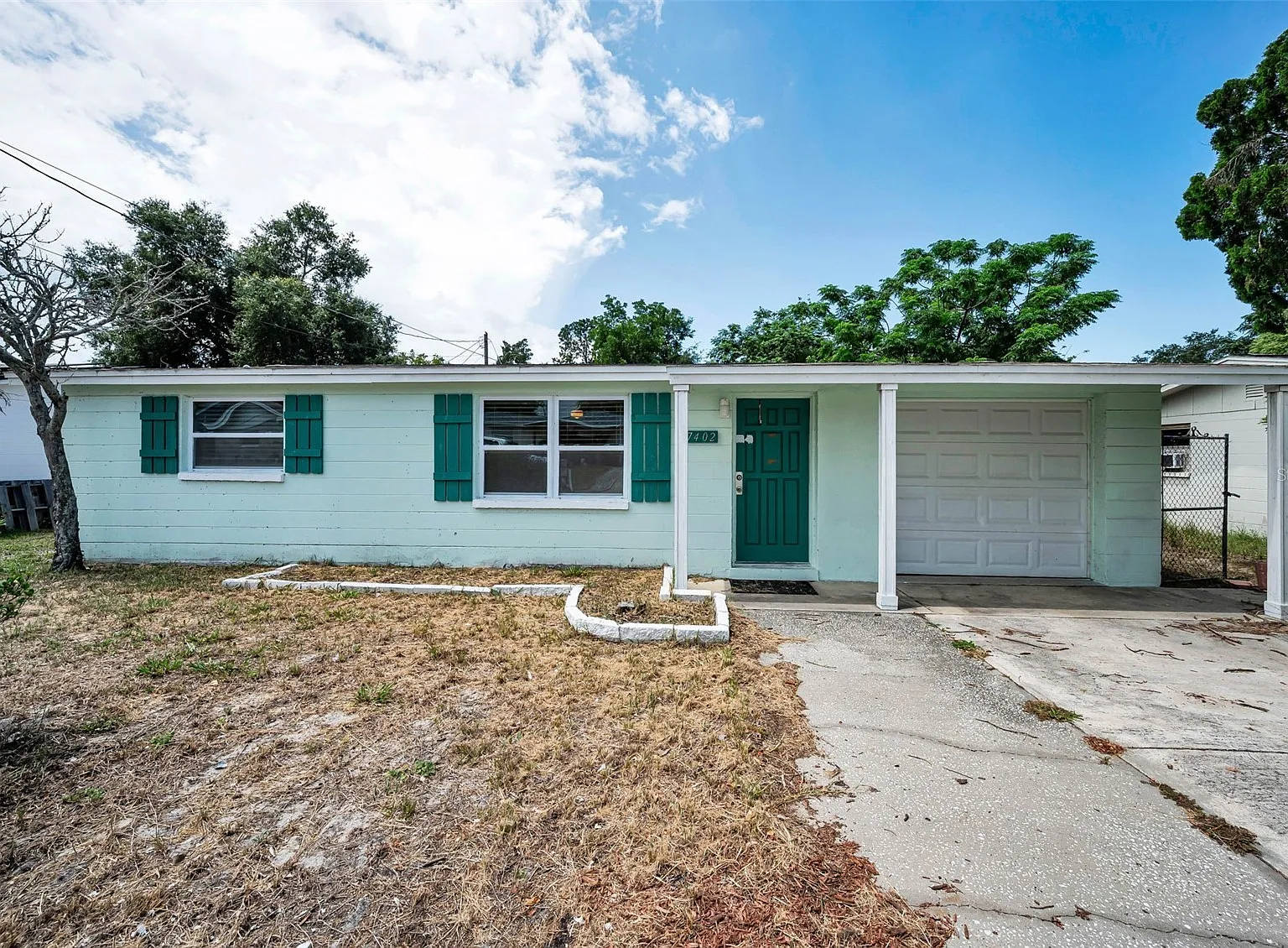 Country Club Dr, Hudson — Photo 1