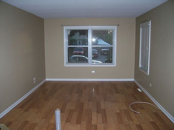 2nd image of 1507 Woodridge Dr