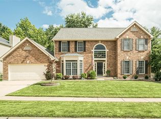 1678 Timber Hollow Dr, Ballwin, MO 63011