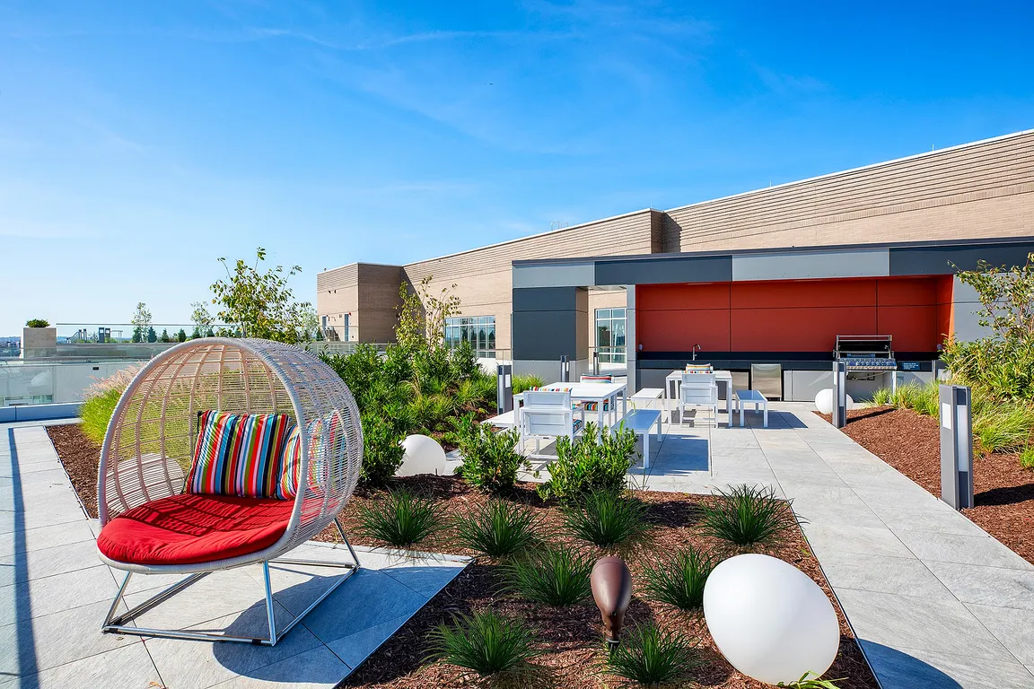 Rooftop Lounge